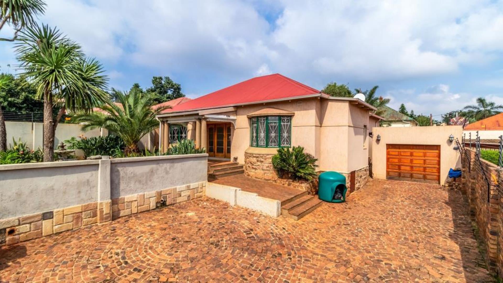 3 Bedroom House for Sale in Kensington, Johannesburg - Gauteng