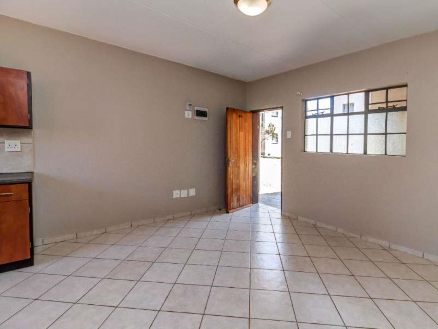 763559_Jabulani-Mews-res-unit-1-6.jpg