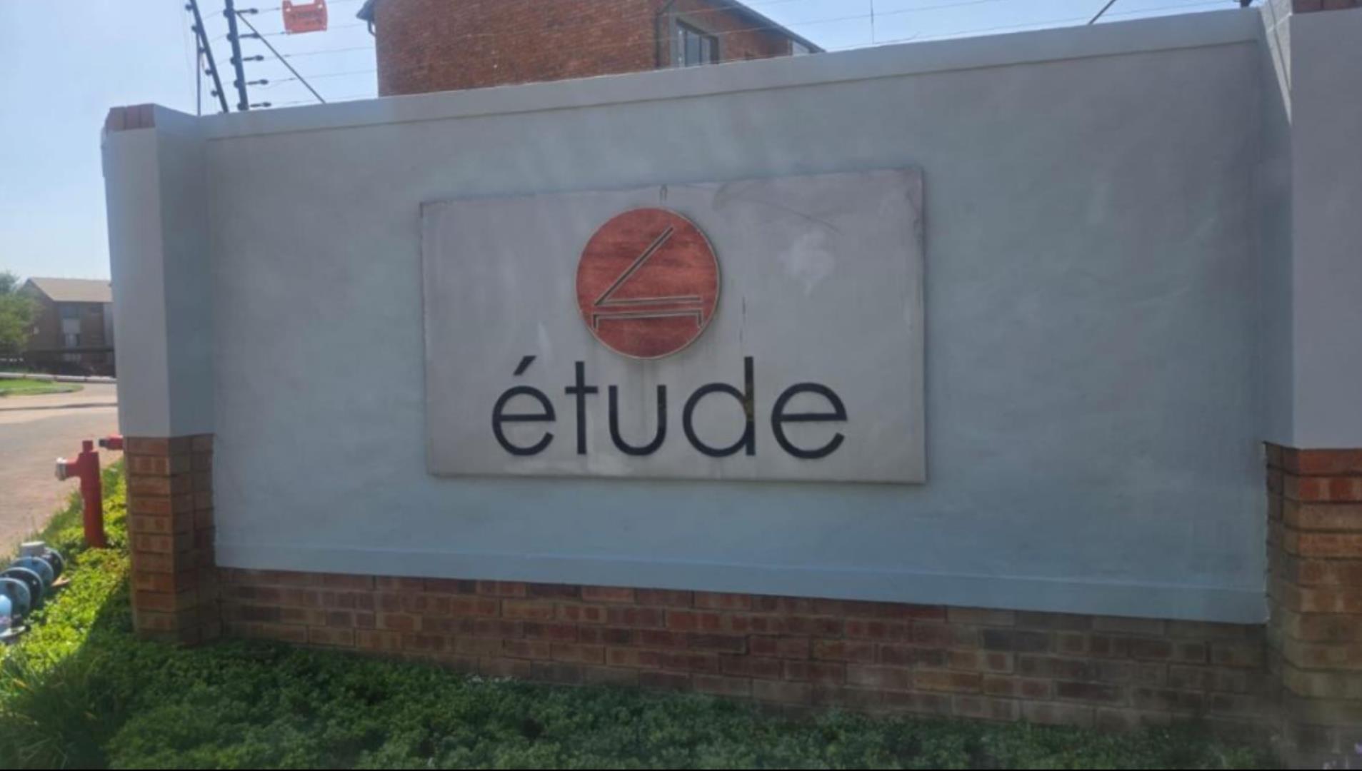 2 Bedroom Apartment for Sale in Sagewood, Midrand - Gauteng