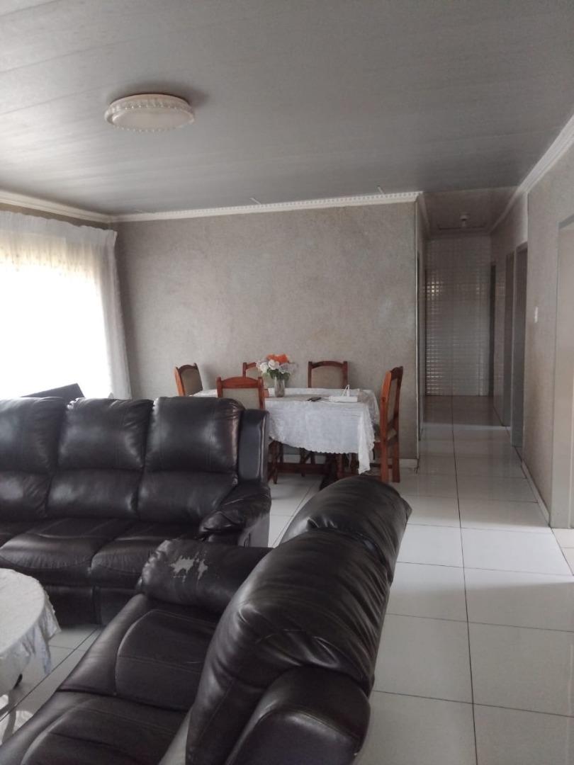 4 Bedroom House for Sale in Boitekong Ext 22, Rustenburg - North West