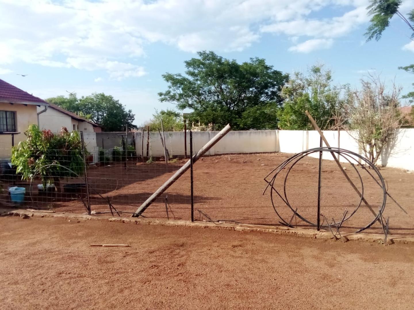 3 Bedroom House for Sale in Mogwase Unit 4, Mogwase - North West