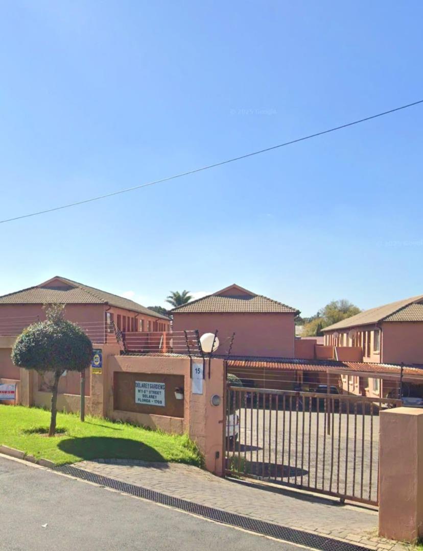 2 Bedroom House for Sale in Delarey, Roodepoort - Gauteng