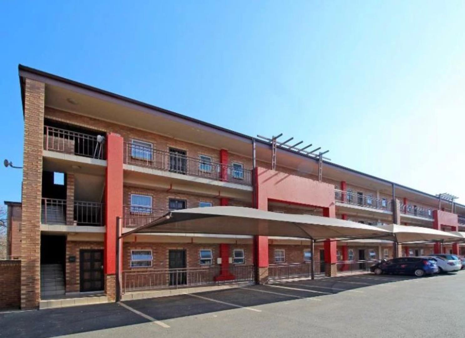 1 Bedroom Apartment for Sale in Kempton Park Central, Kempton Park - Gauteng